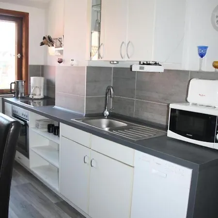 Apartment Gemuetliche In Mit Garten Und Grill By Interhome *